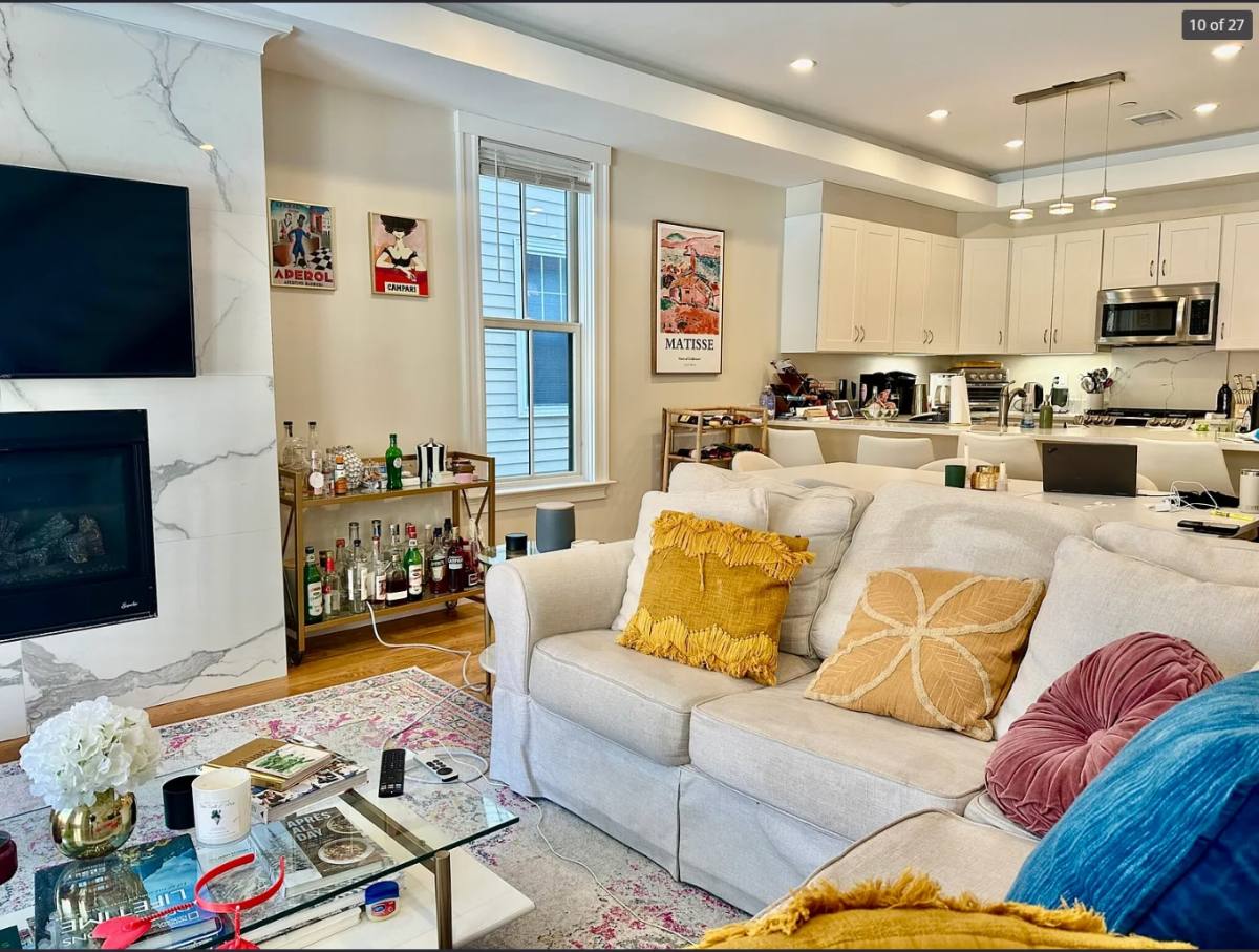 Apartment for rent at 470 Green St #2, Cambridge, MA 02139