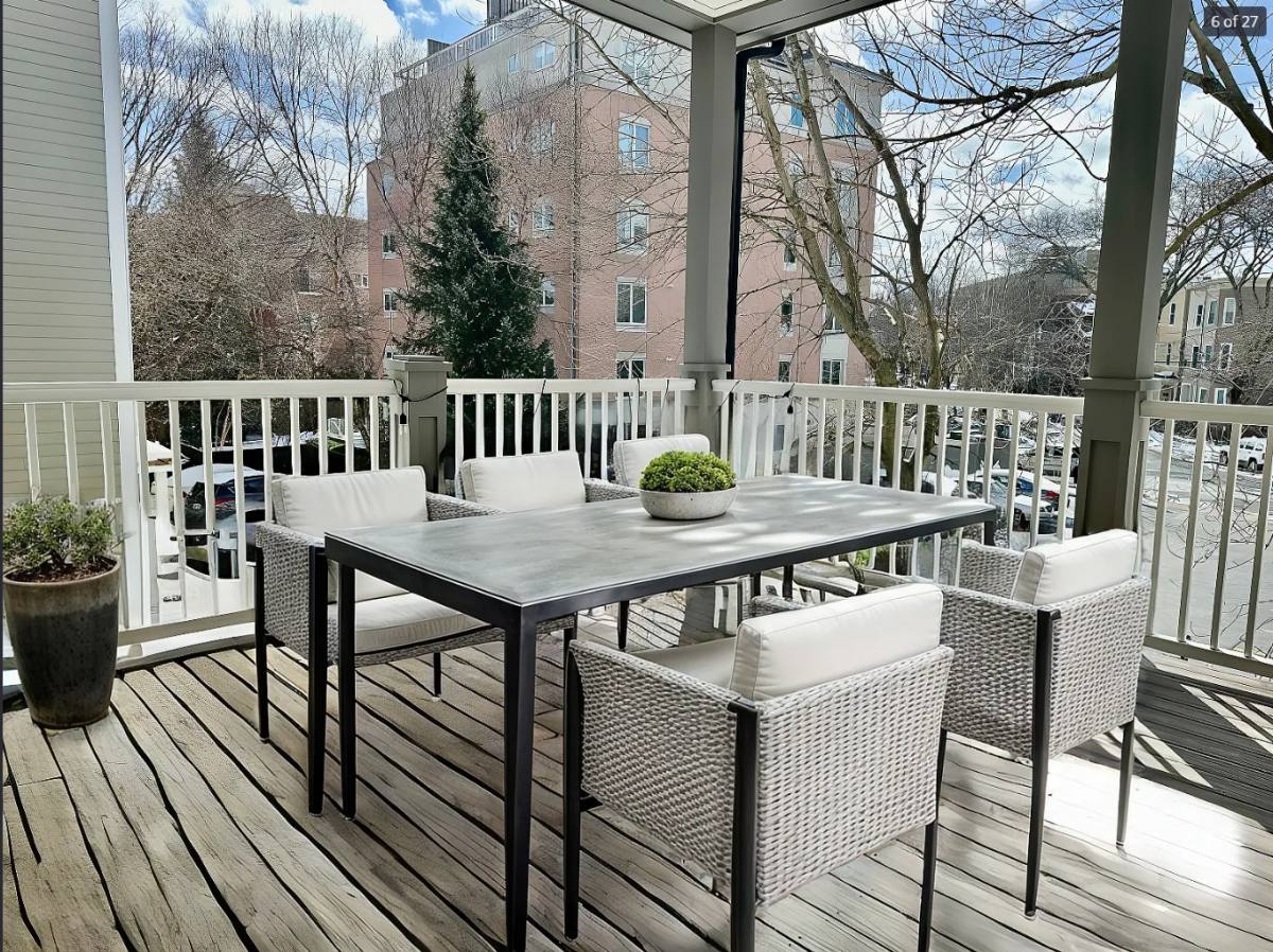 Apartment for rent at 470 Green St #2, Cambridge, MA 02139