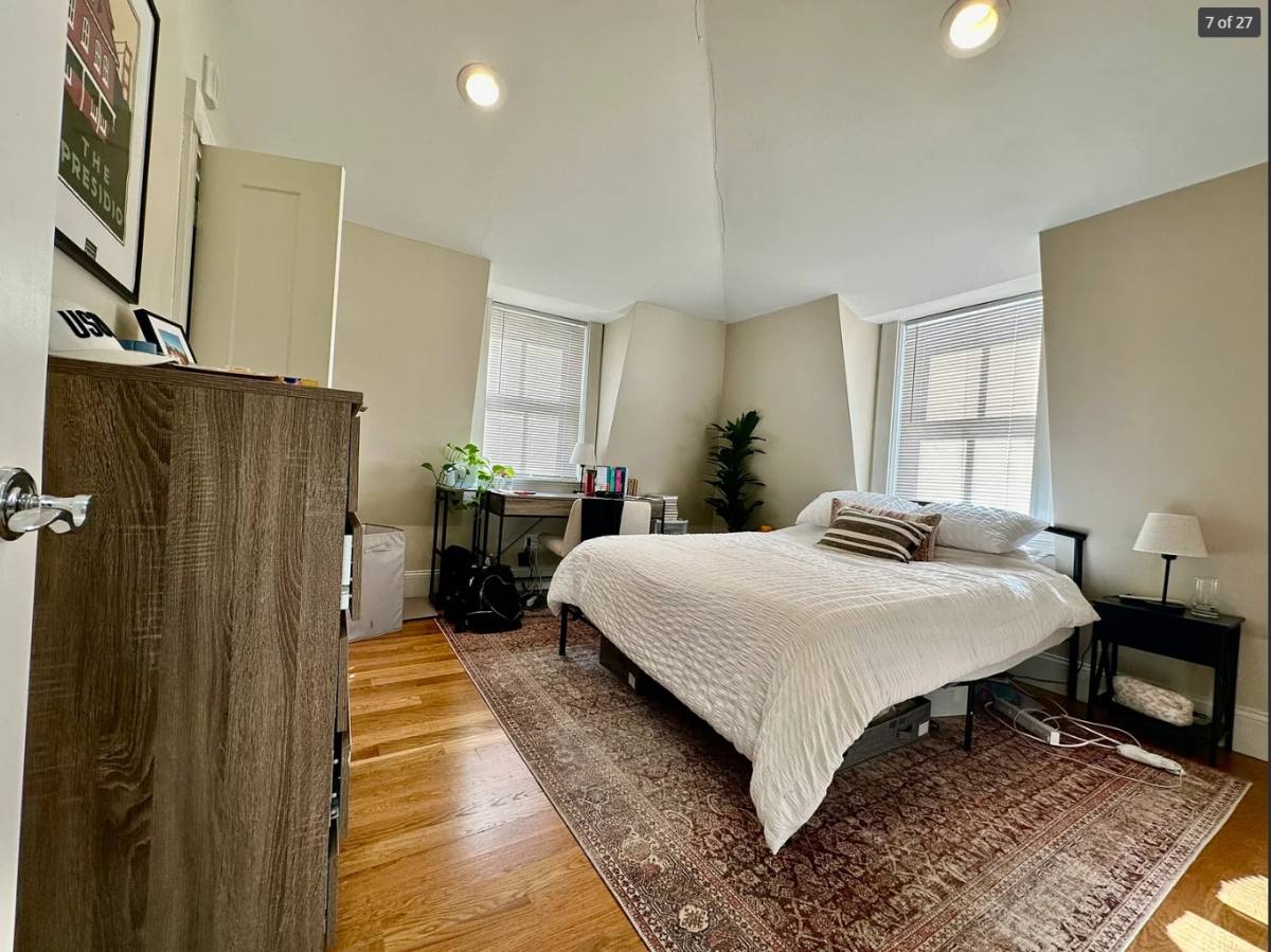 Apartment for rent at 470 Green St #2, Cambridge, MA 02139