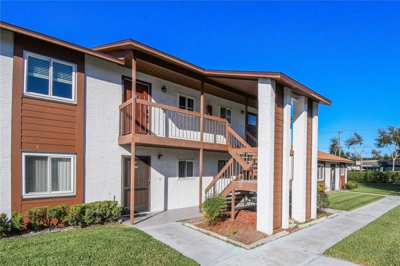 Apartment for rent at 39132 County Rd 54 #2184, Zephyrhills, FL 33542