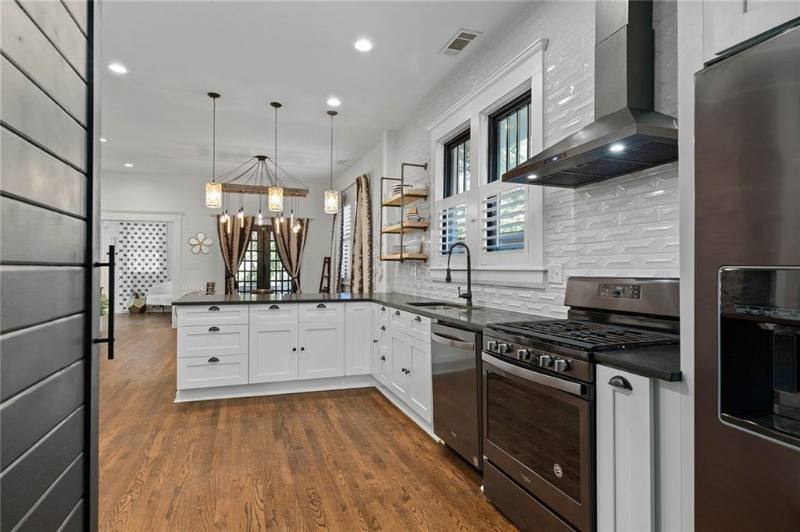 House for rent at 563 Parkway Dr NE, Atlanta, GA 30308