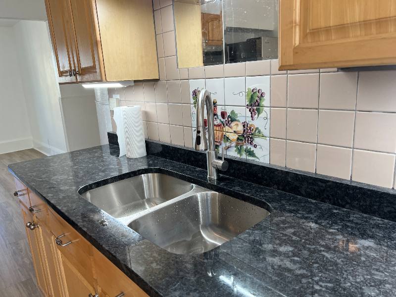 Townhouse for rent at 38 London St, Lowell, MA 01852