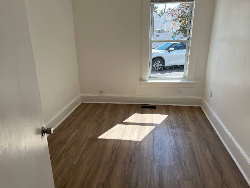 Townhouse for rent at 38 London St, Lowell, MA 01852