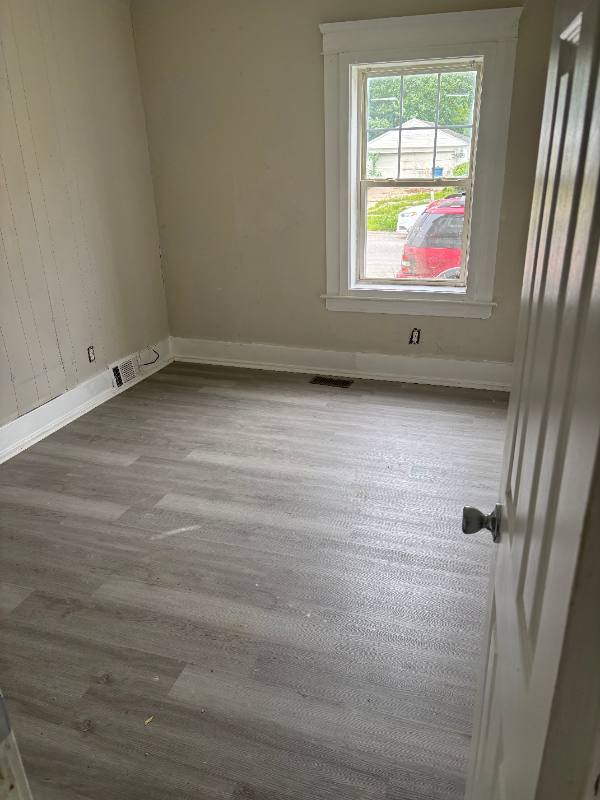 Apartment for rent at 1421 Long Ave, Lorain, OH 44052