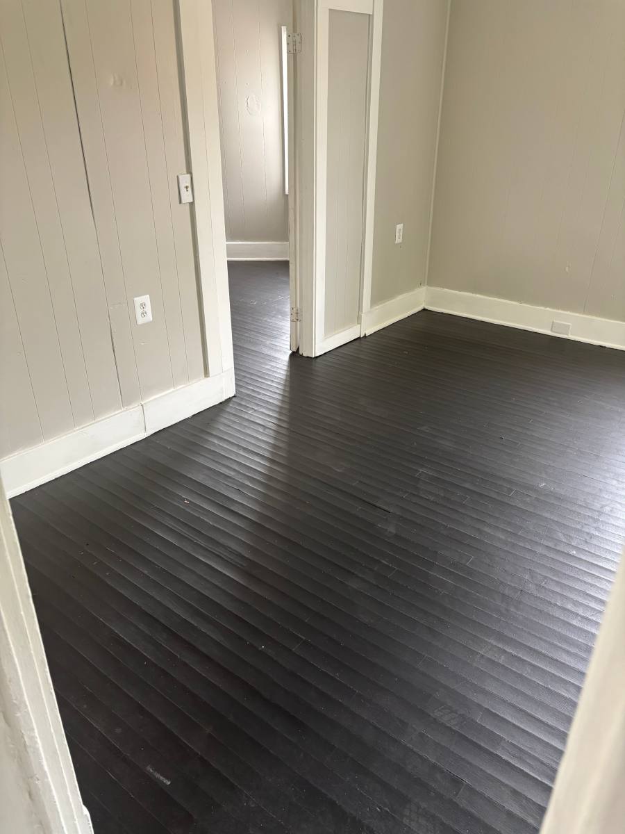 Apartment for rent at 1421 Long Ave, Lorain, OH 44052