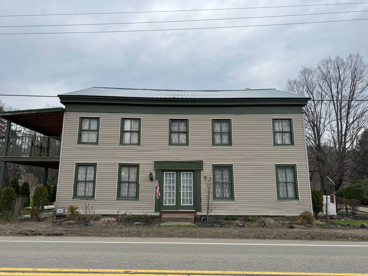 House for rent at 212 Main St, Pittsfield, PA 16340