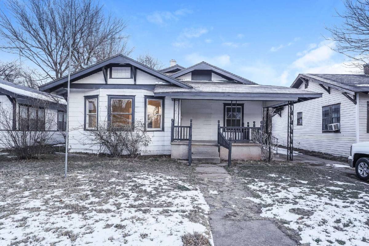 House for rent at 1708 Pearl Ave, Wichita Falls, TX 76301