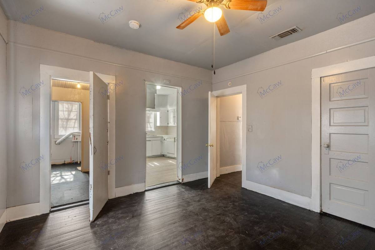 House for rent at 1209 Gladiolus St, Wichita Falls, TX 76301