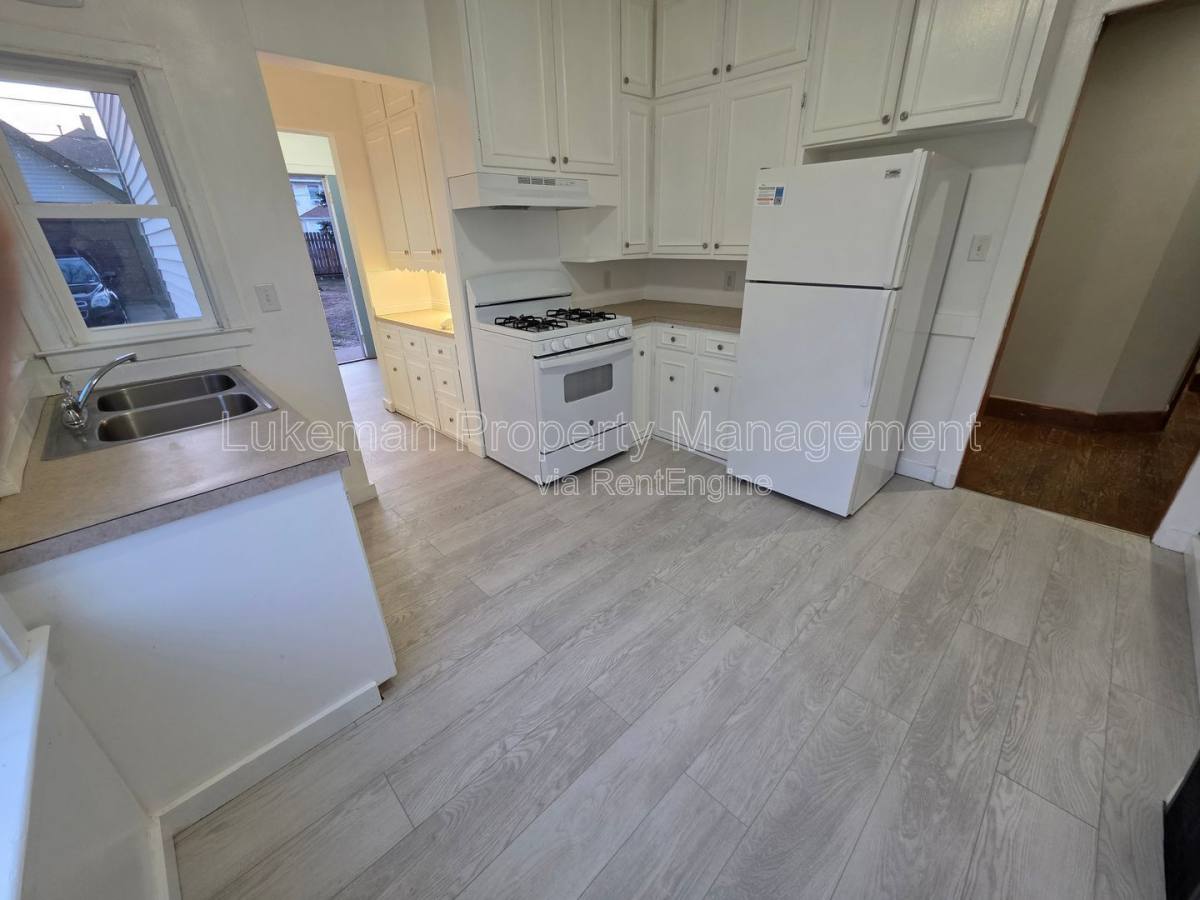 Apartment for rent at 1821 Horton Ave SE #1, Grand Rapids, MI 49507