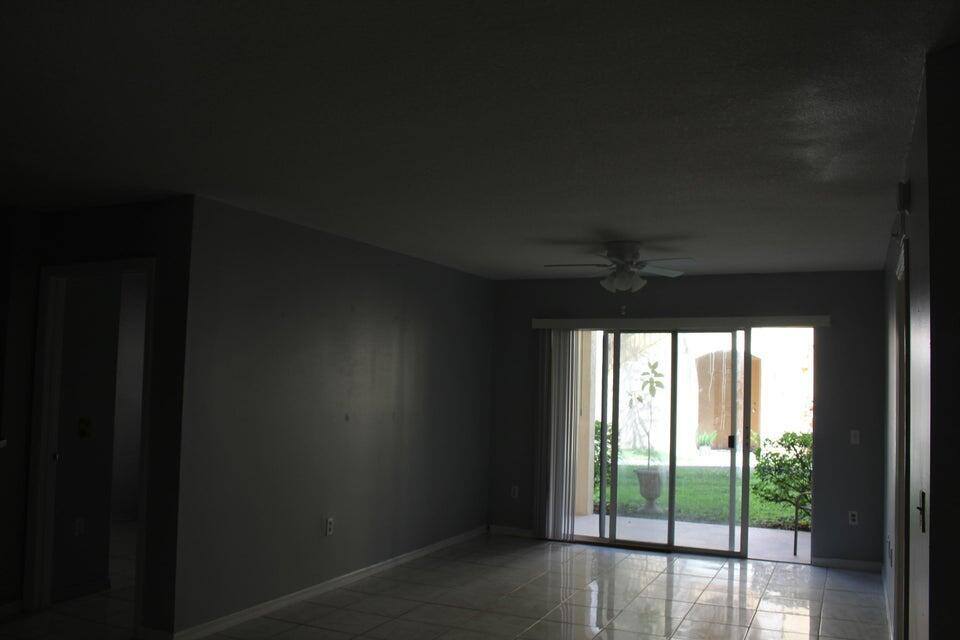 Apartment for rent at 4211 San Marino Blvd, West Palm Beach, FL 33409