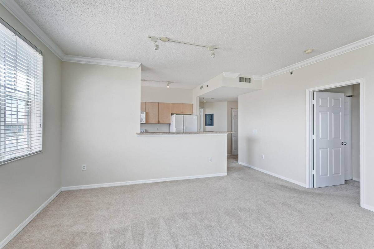 Apartment for rent at 616 Clearwater Park Rd #602, West Palm Beach, FL 33401