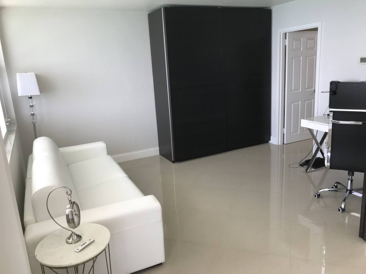 Condo for rent at 3140 S Ocean Dr, Hallandale, FL 33009