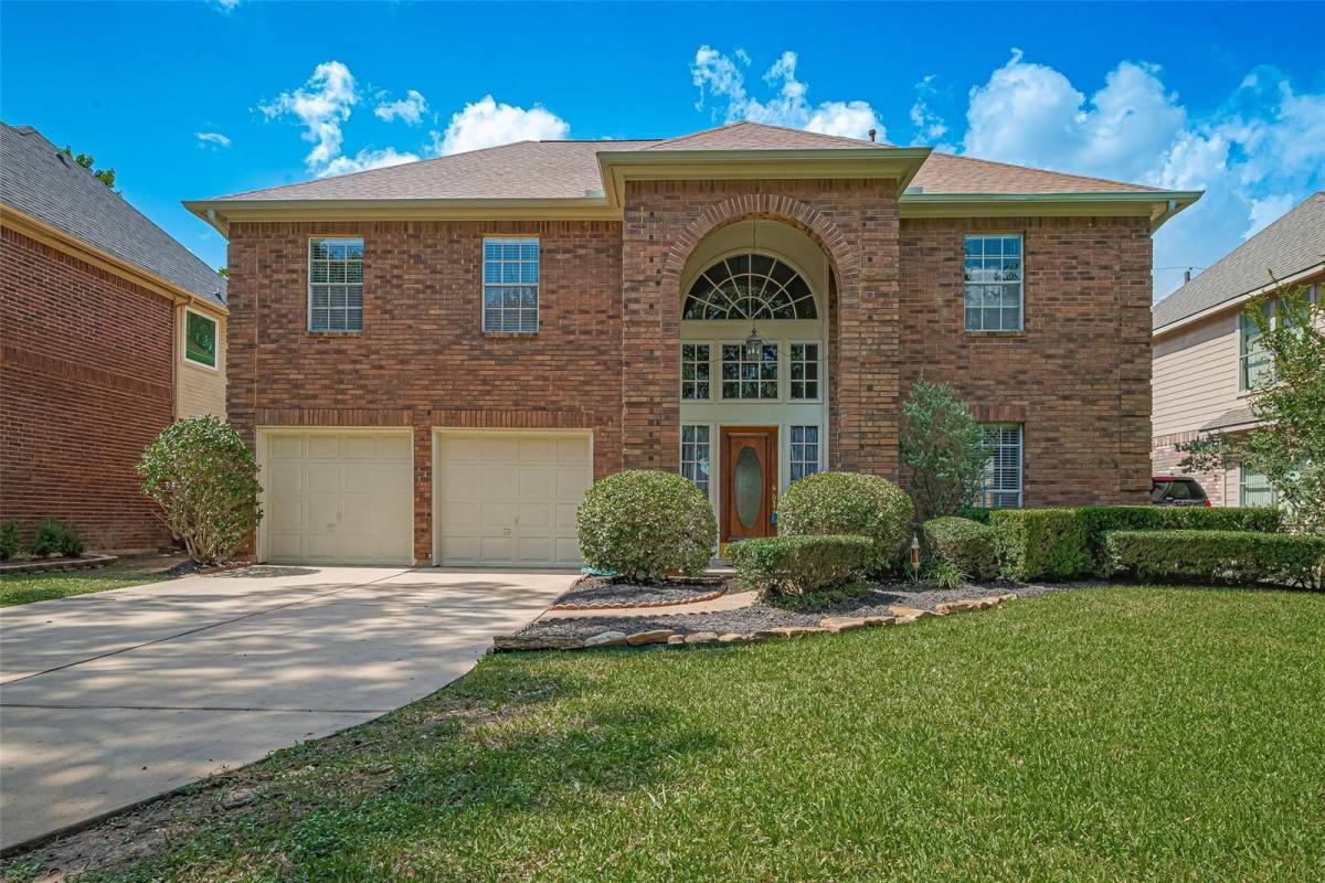 House for rent at 2712 Double Lake Dr, Missouri City, TX 77459