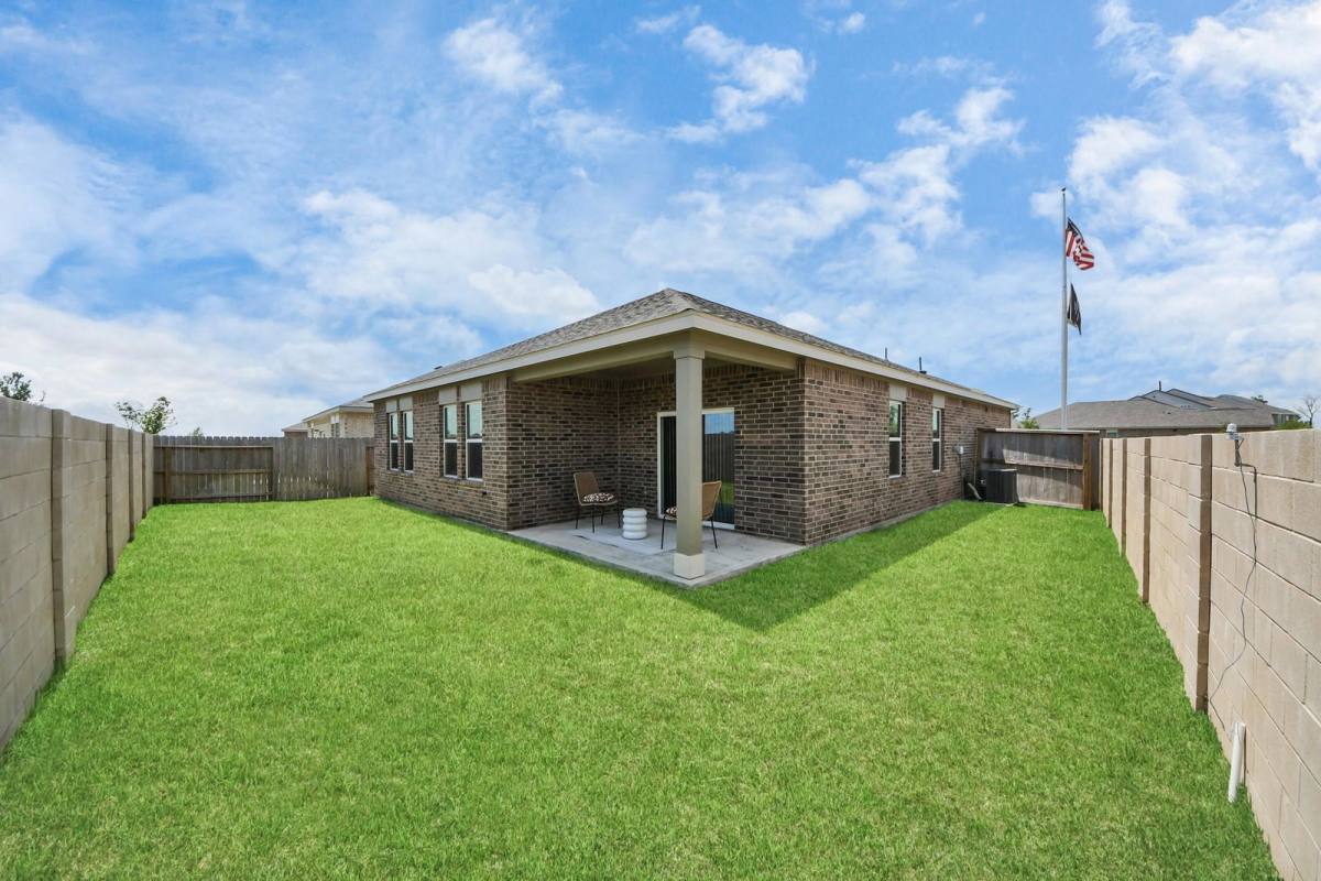 House for rent at 10313 Malta Trace Dr, Rosharon, TX 77583