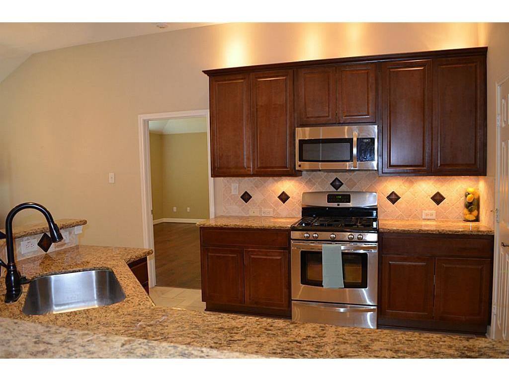 House for rent at 3712 Glenhill Dr, Pearland, TX 77584