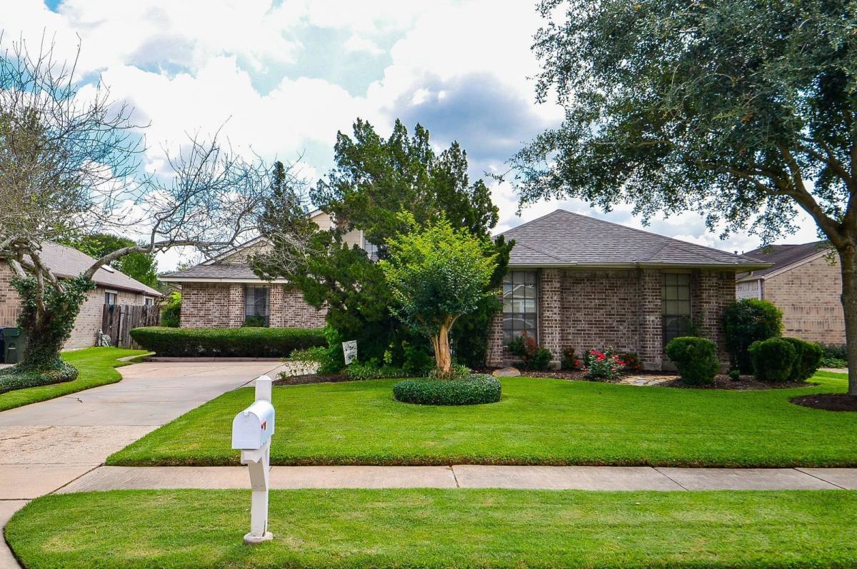 House for rent at 2113 Echo Ridge, Sugar Land, TX 77478