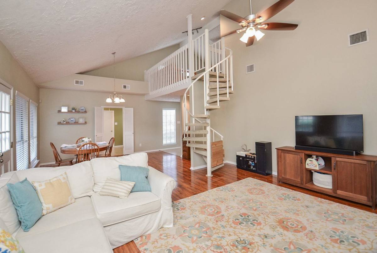 House for rent at 2113 Echo Ridge, Sugar Land, TX 77478