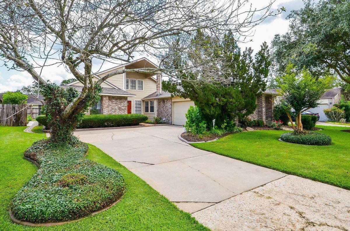 House for rent at 2113 Echo Ridge, Sugar Land, TX 77478