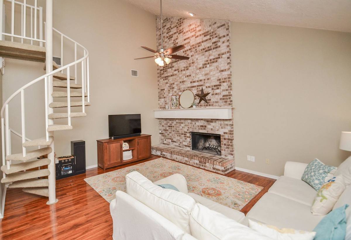 House for rent at 2113 Echo Ridge, Sugar Land, TX 77478