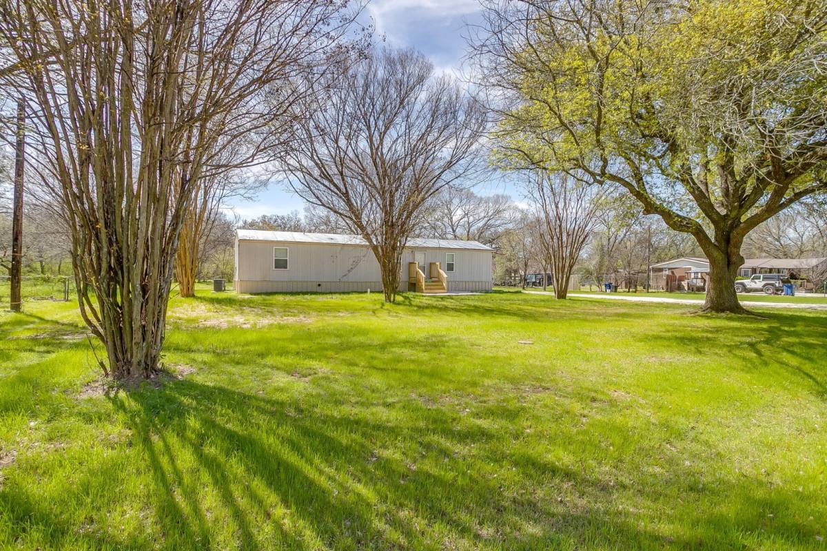 House for rent at 1948 Lariat Lane, Burleson, TX 76028