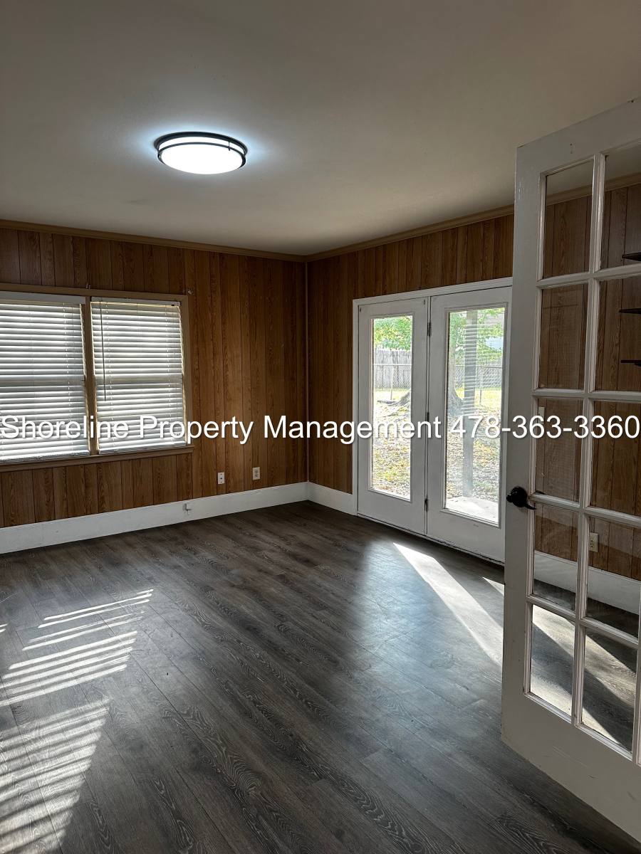 House for rent at 1604 Valley Circle NE, Milledgeville, GA 31061
