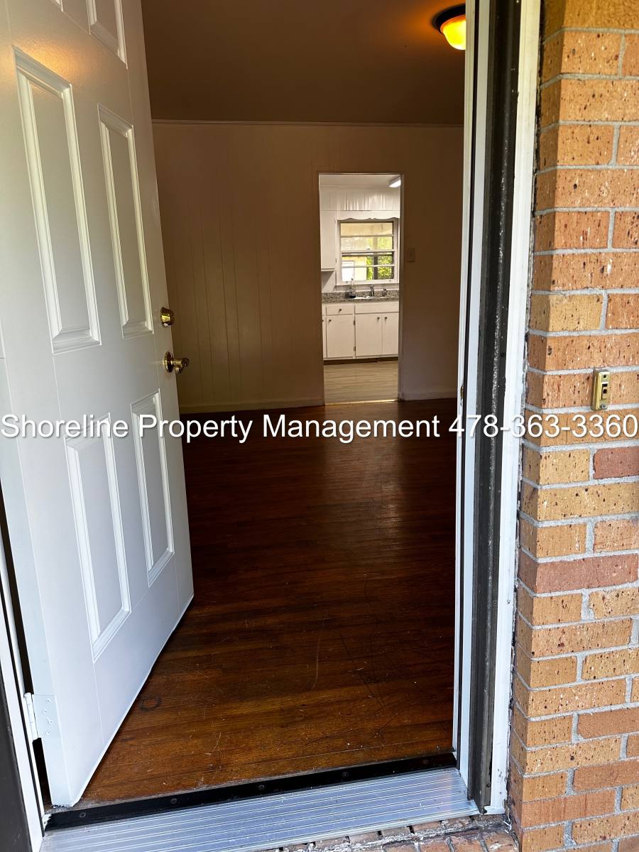 House for rent at 1604 Valley Circle NE, Milledgeville, GA 31061