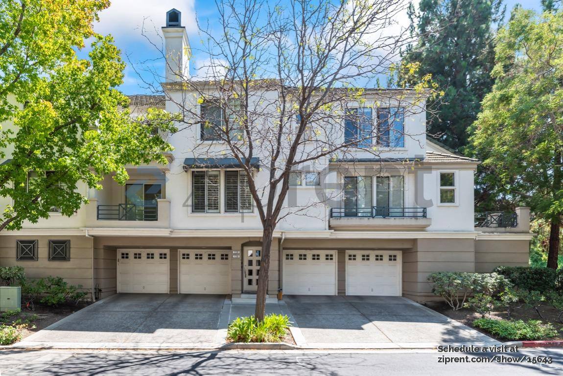 Townhouse for rent at 425 Navaro Way #120, San Jose, CA 95134