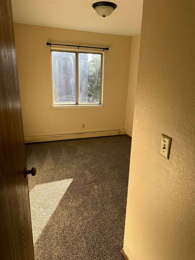Apartment for rent at 524 14th St S, Saint Cloud, MN 56301