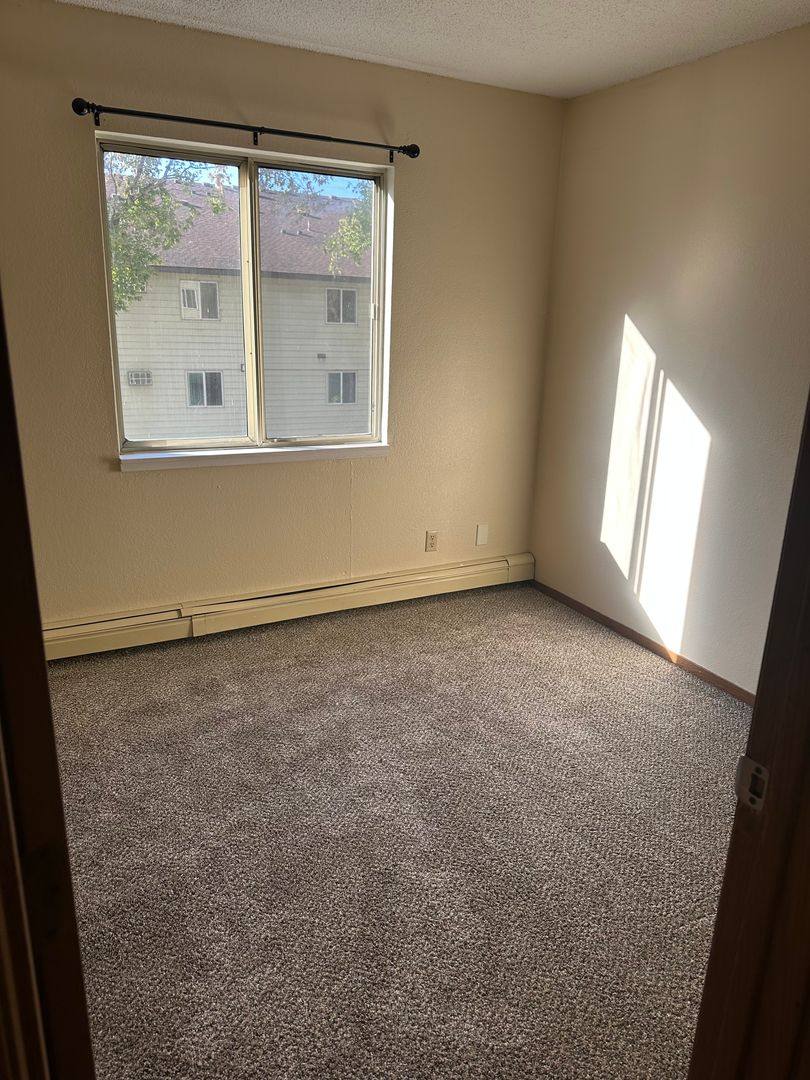 Apartment for rent at 524 14th St S, Saint Cloud, MN 56301