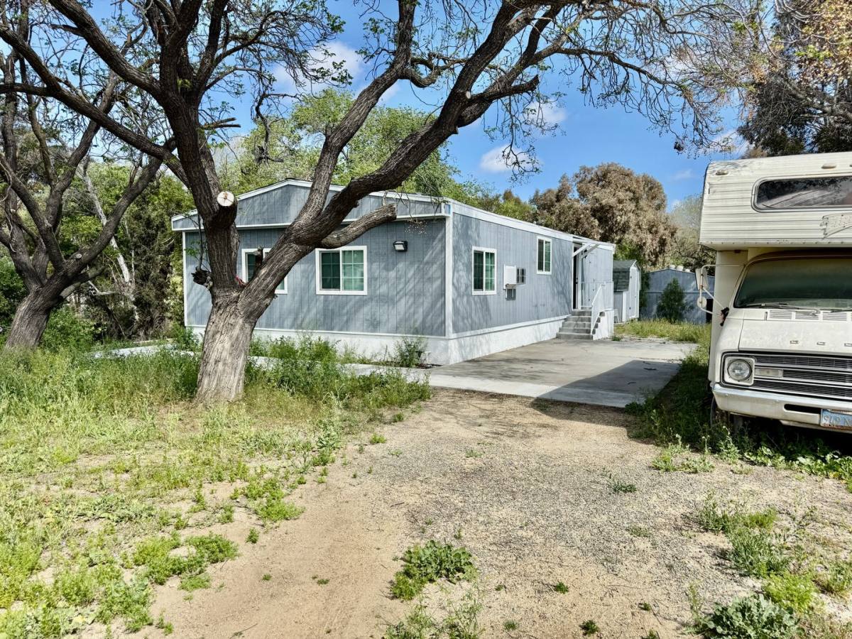 House for rent at 22784 Grand Ave, Wildomar, CA 92595