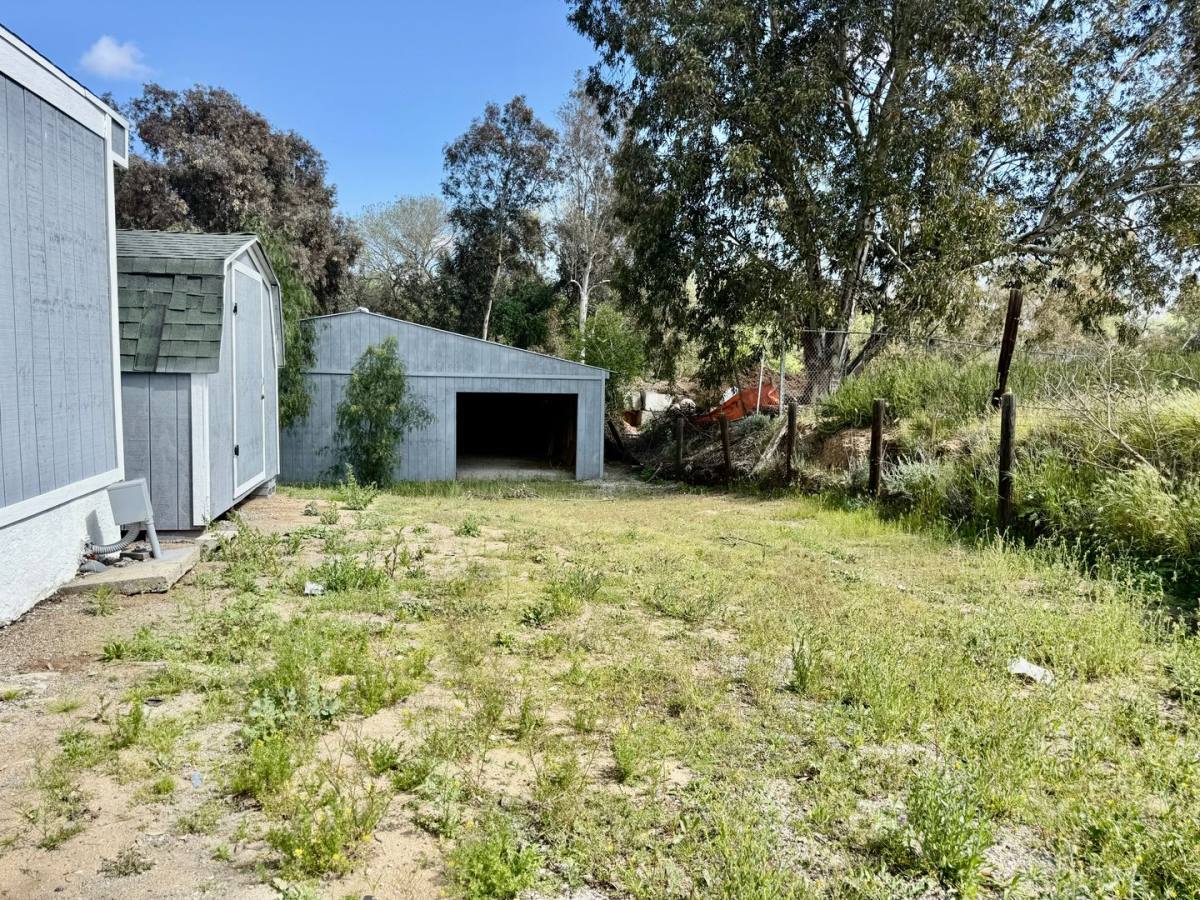 House for rent at 22784 Grand Ave, Wildomar, CA 92595