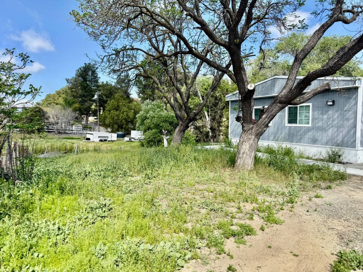 House for rent at 22784 Grand Ave, Wildomar, CA 92595