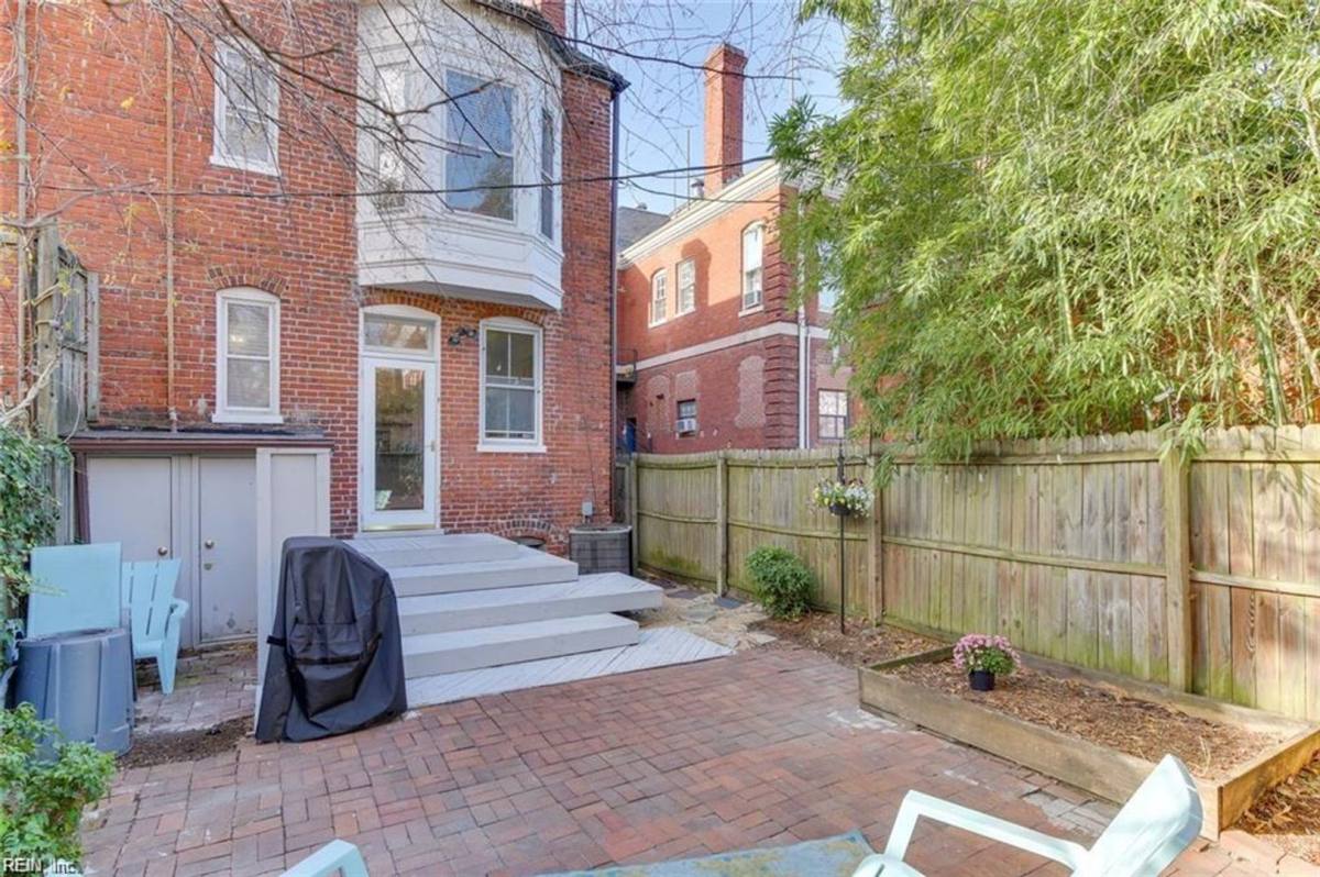House for rent at 632 Redgate Ave, Norfolk, VA 23507