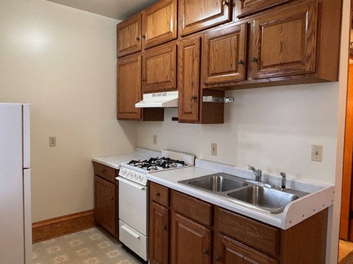 Apartment for rent at 1635 Sherburne Ave, Saint Paul, MN 55104