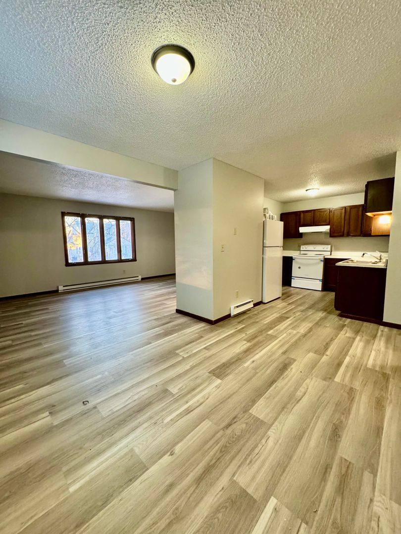 Apartment for rent at 107 4th St N, Leonard, ND 58052