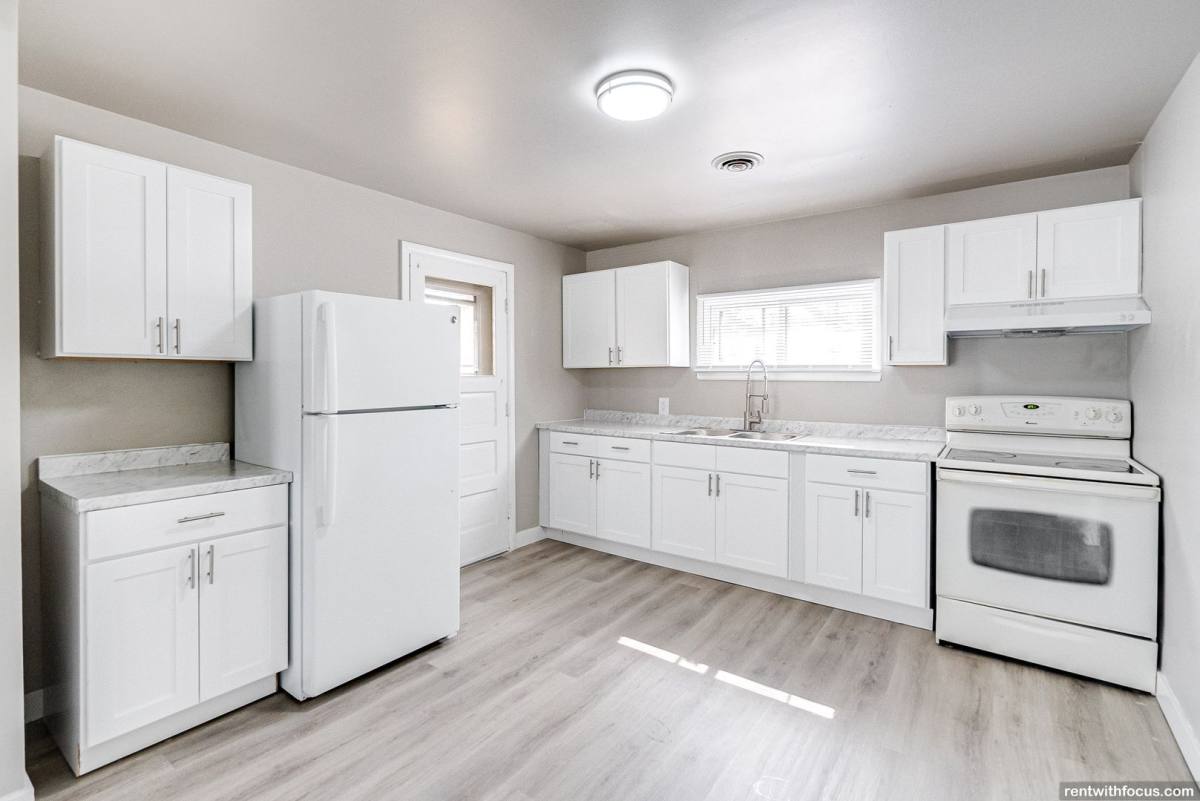 Apartment for rent at 1001 Main Ave, Kaukauna, WI 54130