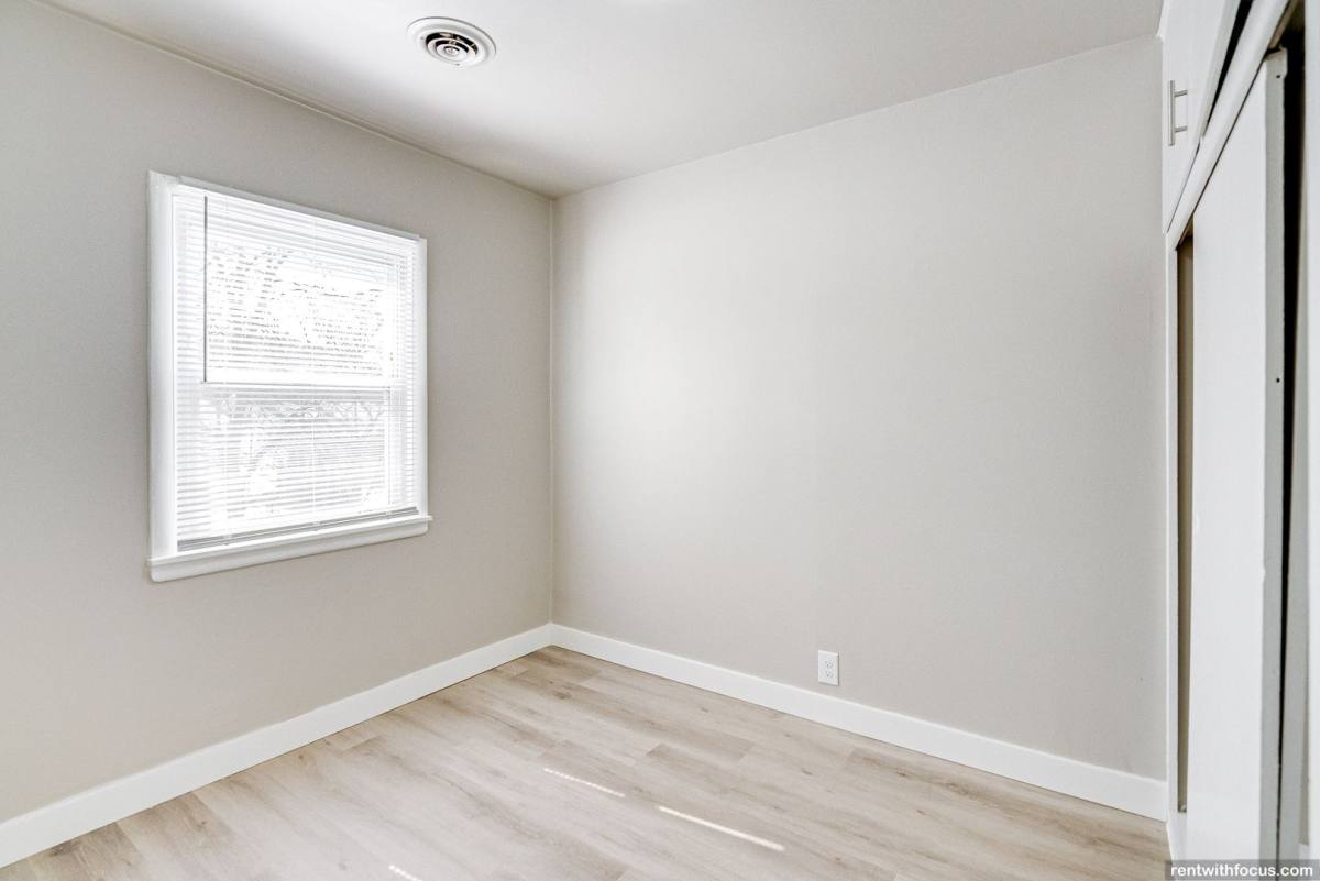 Apartment for rent at 1001 Main Ave, Kaukauna, WI 54130