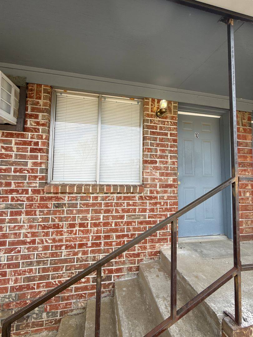 Apartment for rent at 317 Young St, Arkoma, OK 74901