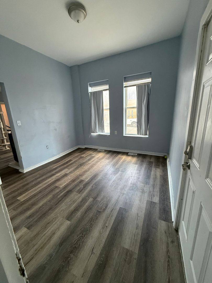 Apartment for rent at 2101 S Marshall Blvd, Chicago, IL 60623