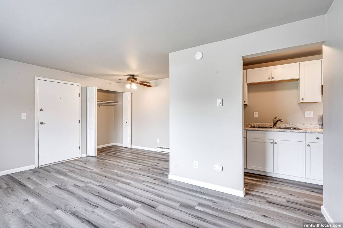 Apartment for rent at 420 Bicentennial Court, Kaukauna, WI 54130