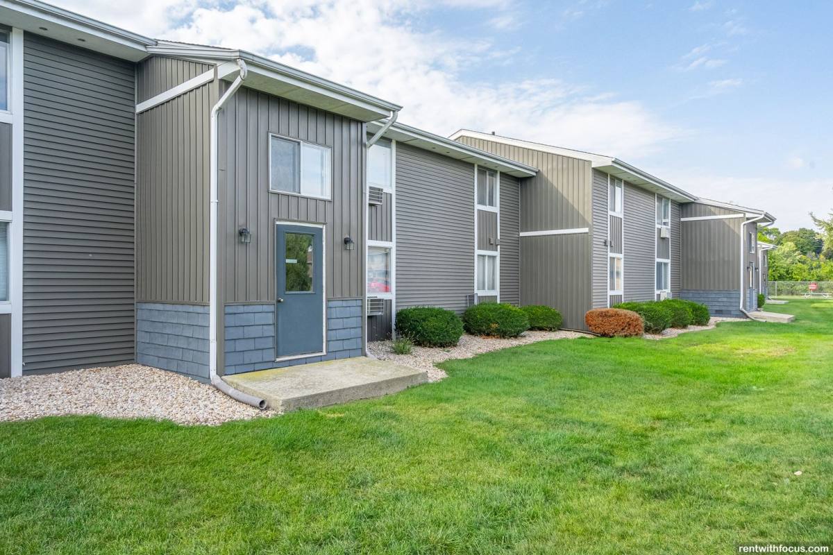 Apartment for rent at 420 Bicentennial Court, Kaukauna, WI 54130