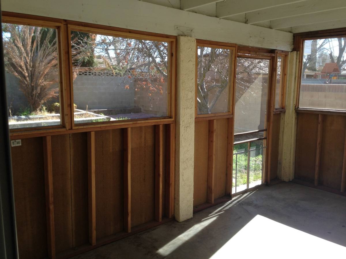 House for rent at 44908 Logue Ave, Lancaster, CA 93535