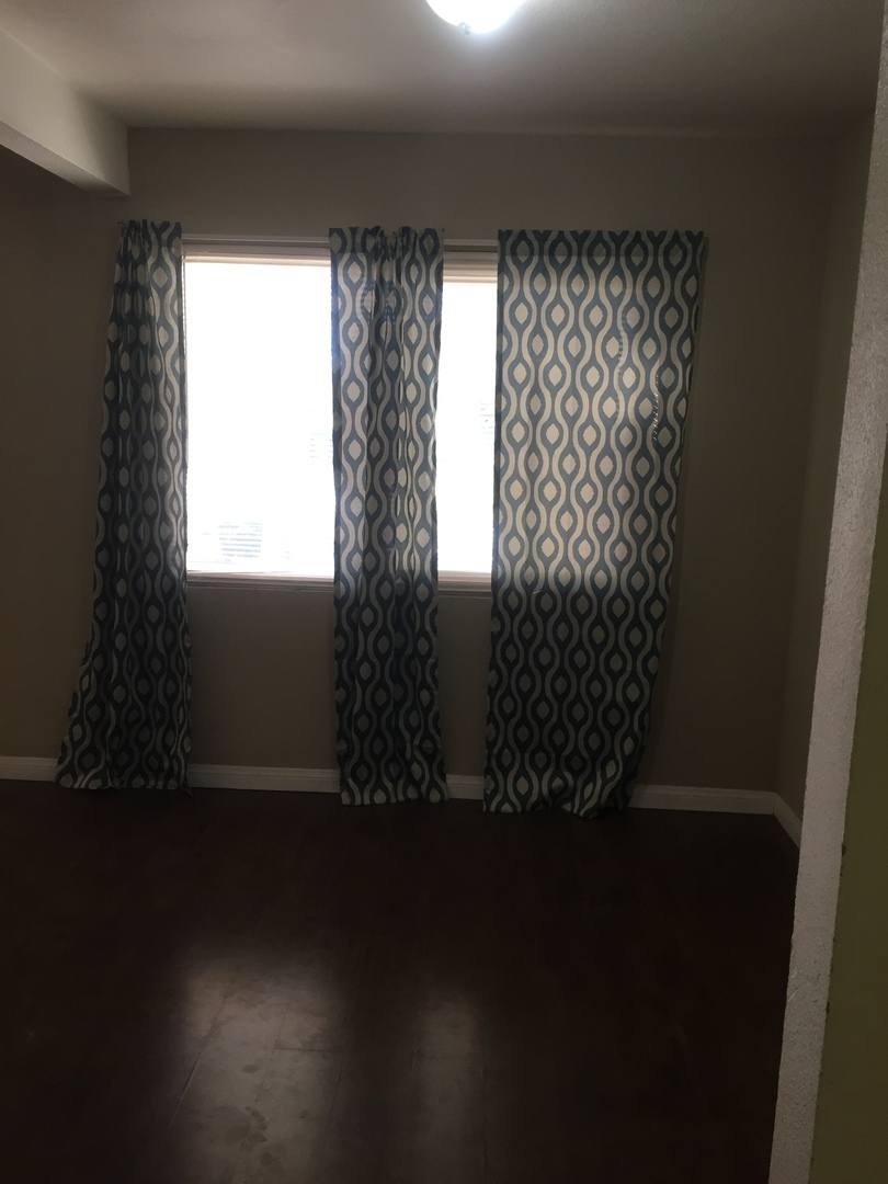 House for rent at 44258 4th St E, Lancaster, CA 93535