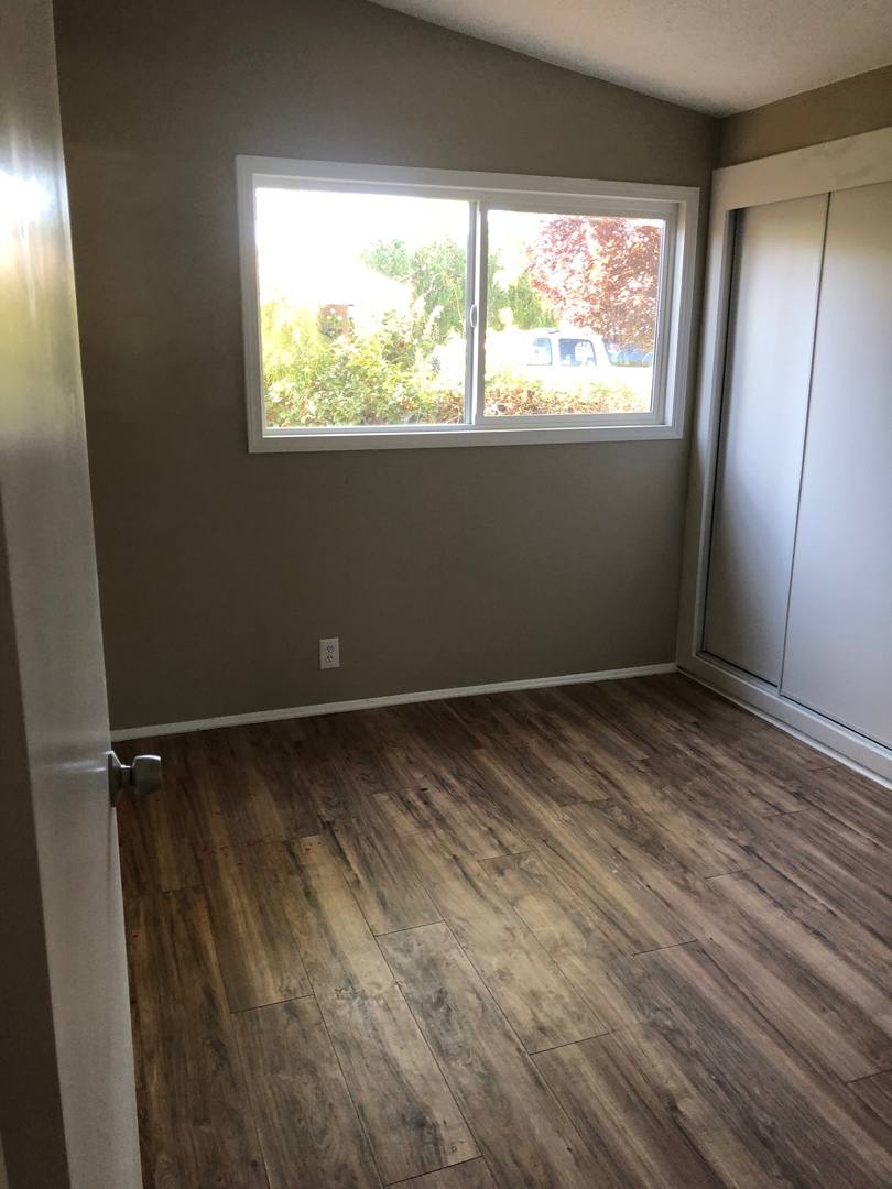 House for rent at 3138 E Ave, Palmdale, CA 93550