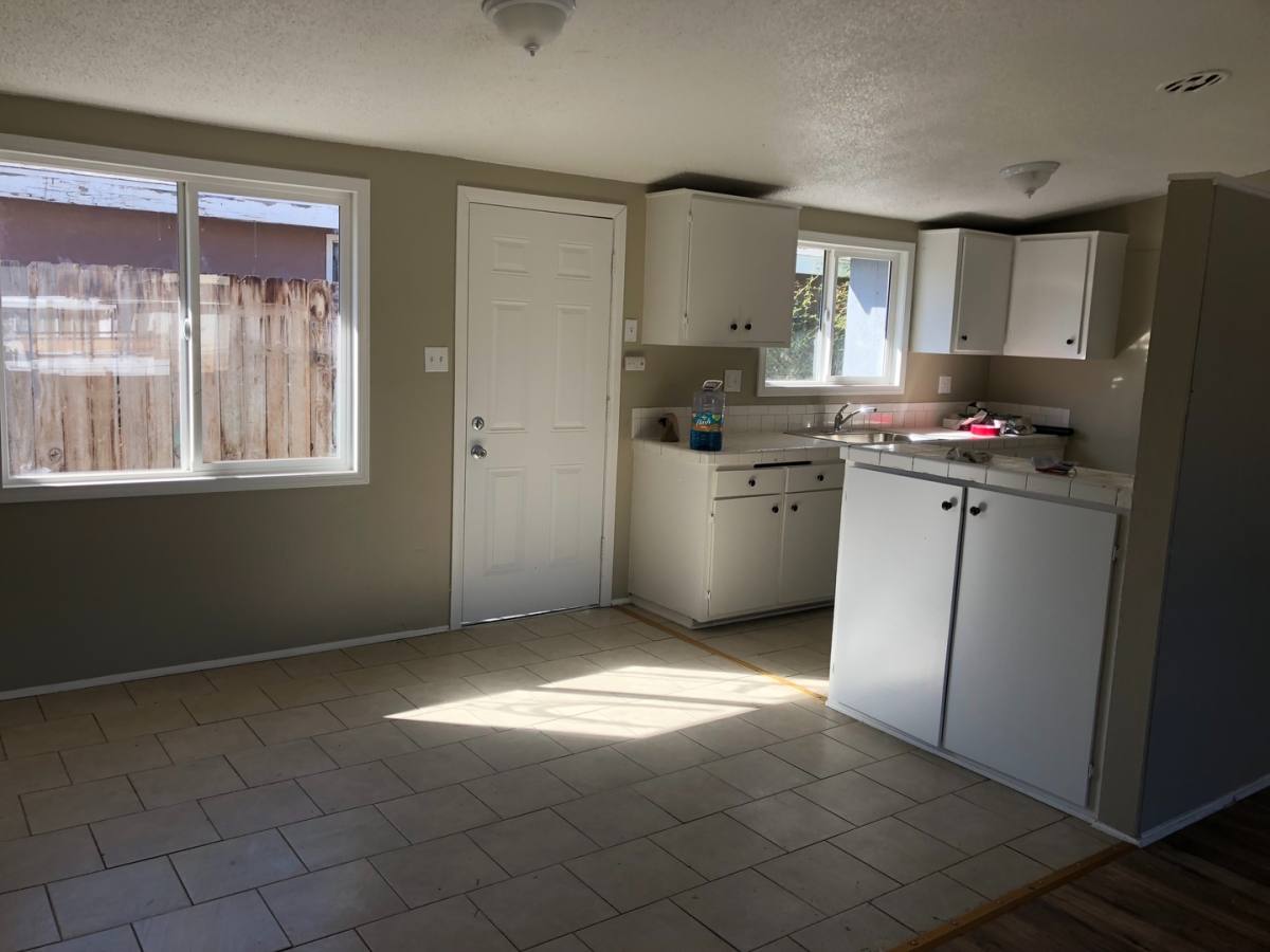 House for rent at 3138 E Ave, Palmdale, CA 93550