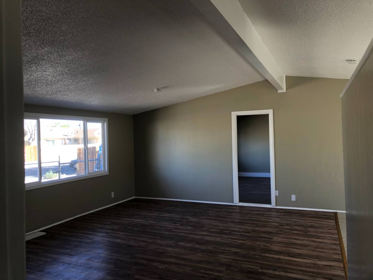 House for rent at 3138 E Ave, Palmdale, CA 93550
