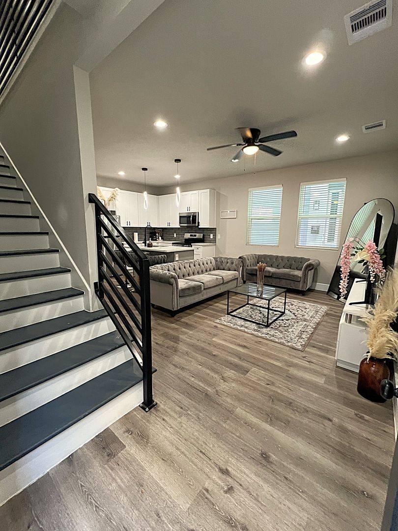 Townhouse for rent at 19106 Sears Dr, Humble, TX 77338