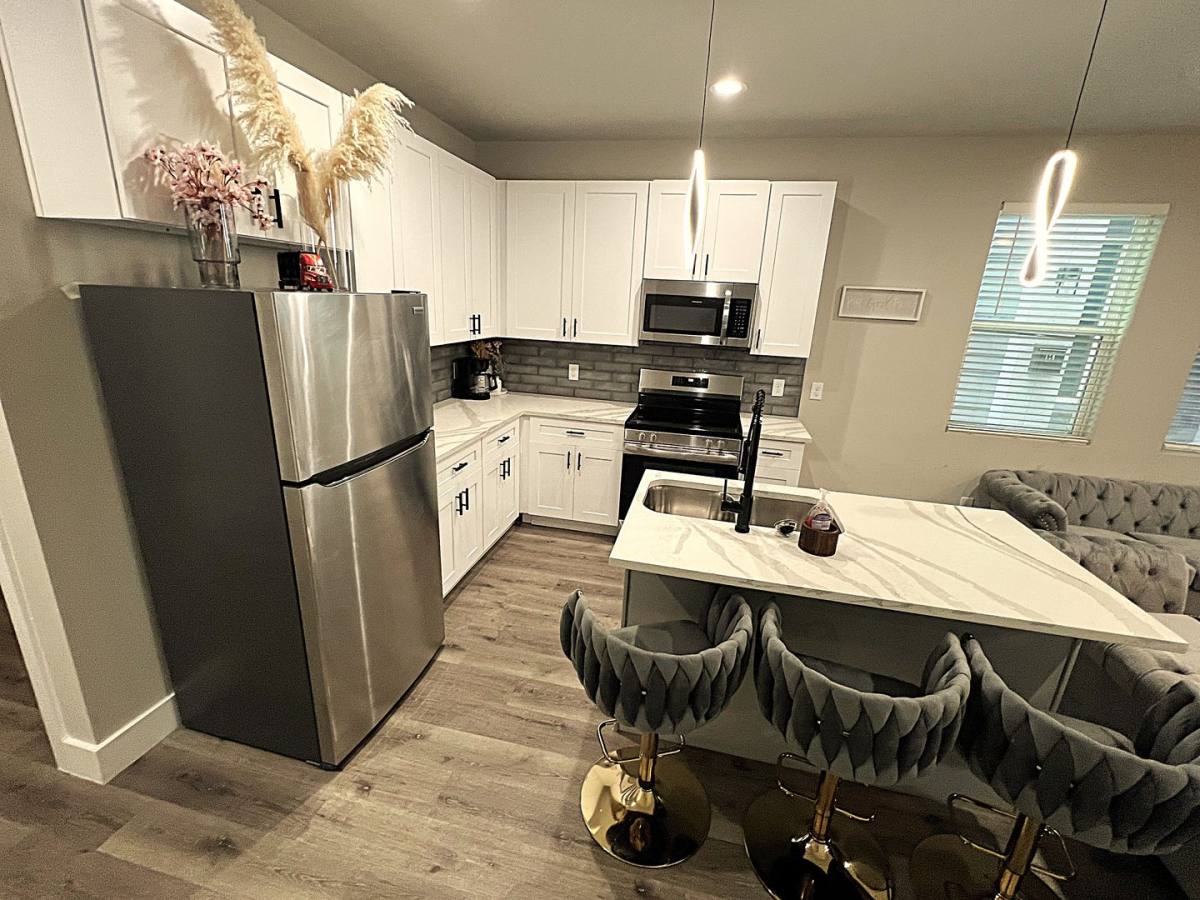 Townhouse for rent at 19106 Sears Dr, Humble, TX 77338
