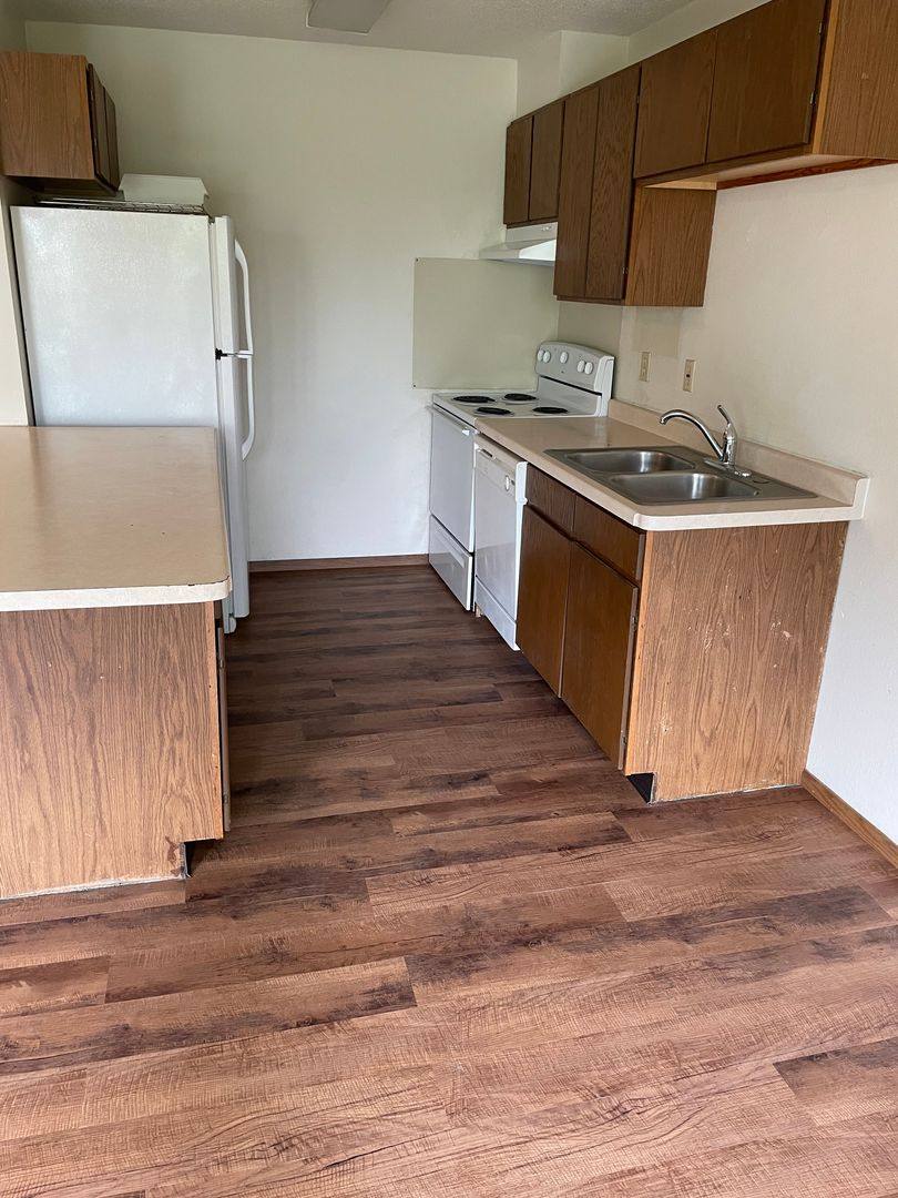 Apartment for rent at 520 14th St S, Saint Cloud, MN 56301