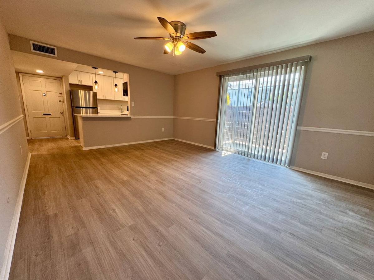 Apartment for rent at 2401 W Morrison Ave, Tampa, FL 33629